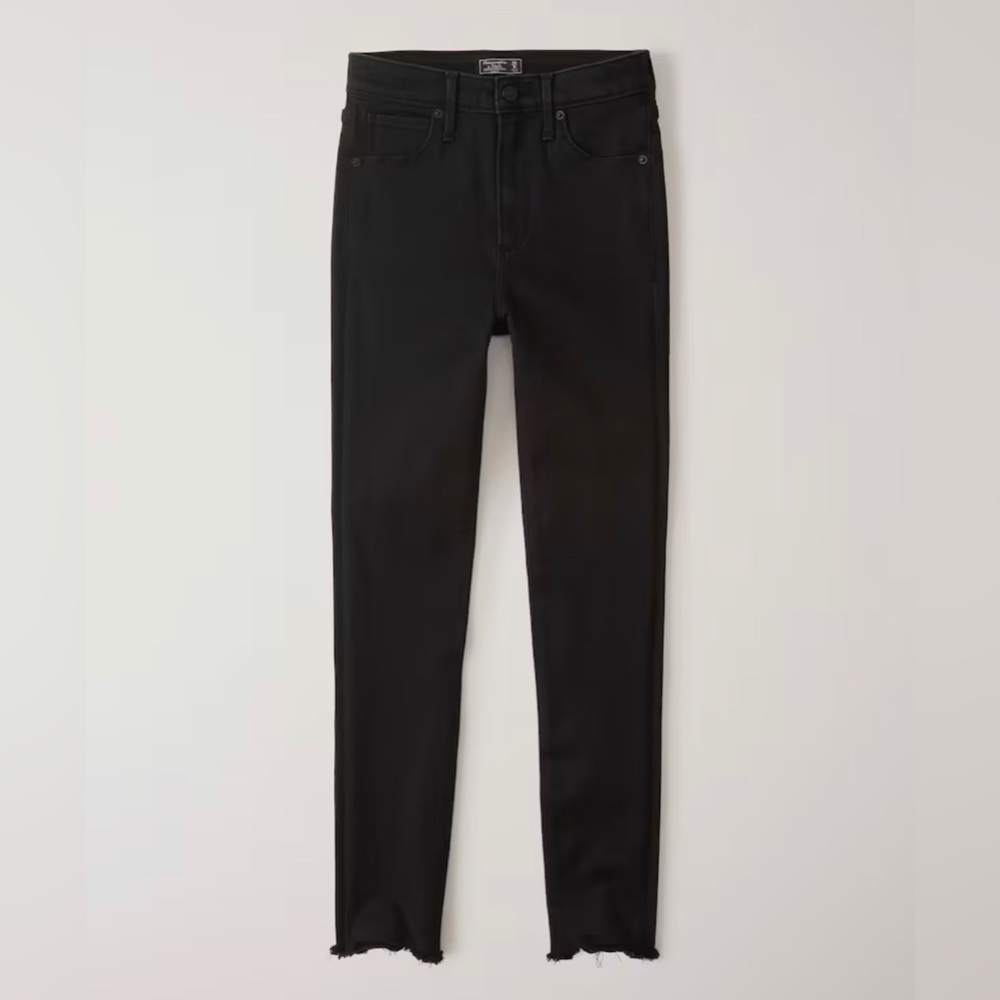 NEW Abercrombie high rise raw hem jeans